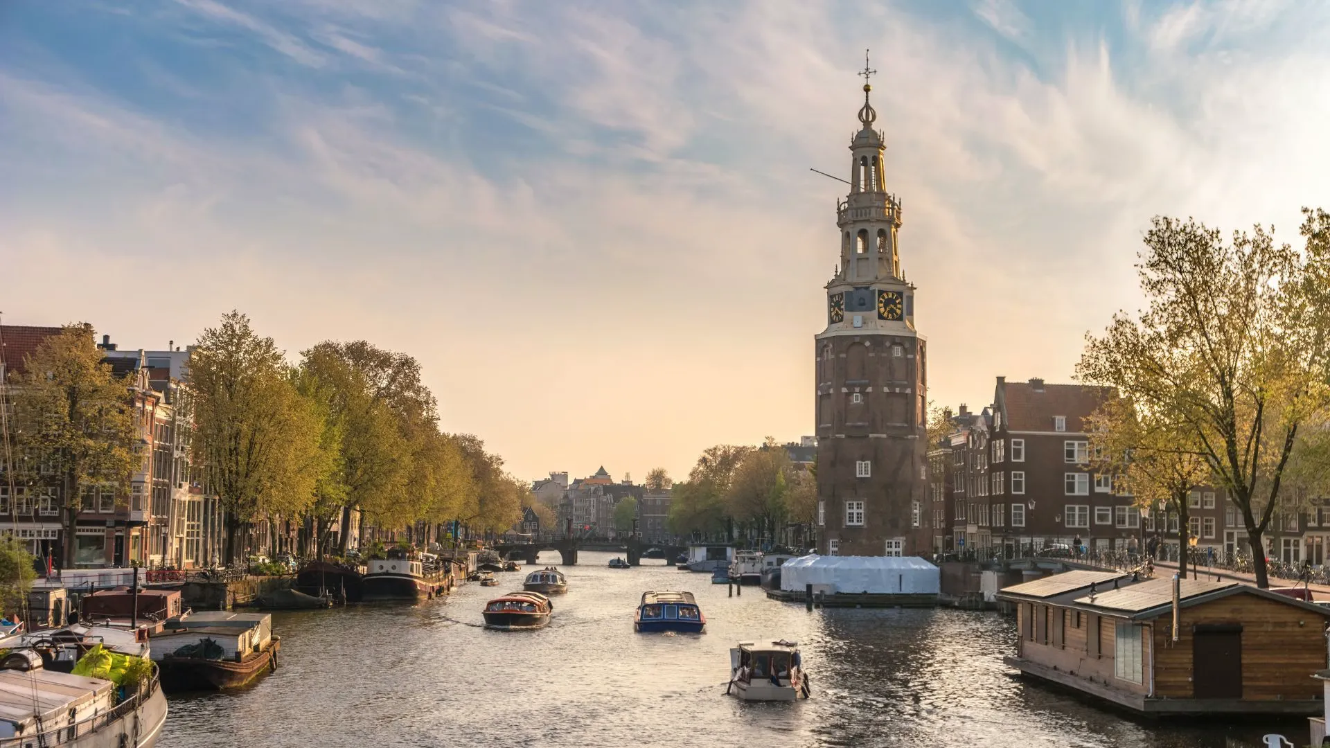 Touring Urban Farms, Markets and Organic Cafés in Amsterdam